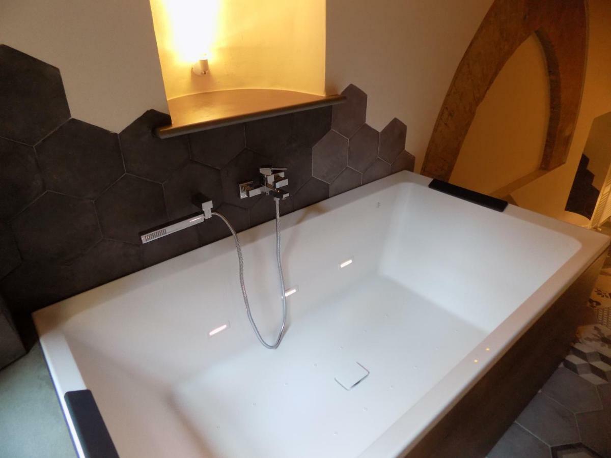 סיינה Luxury Suite Apartment Angiolieri מראה חיצוני תמונה